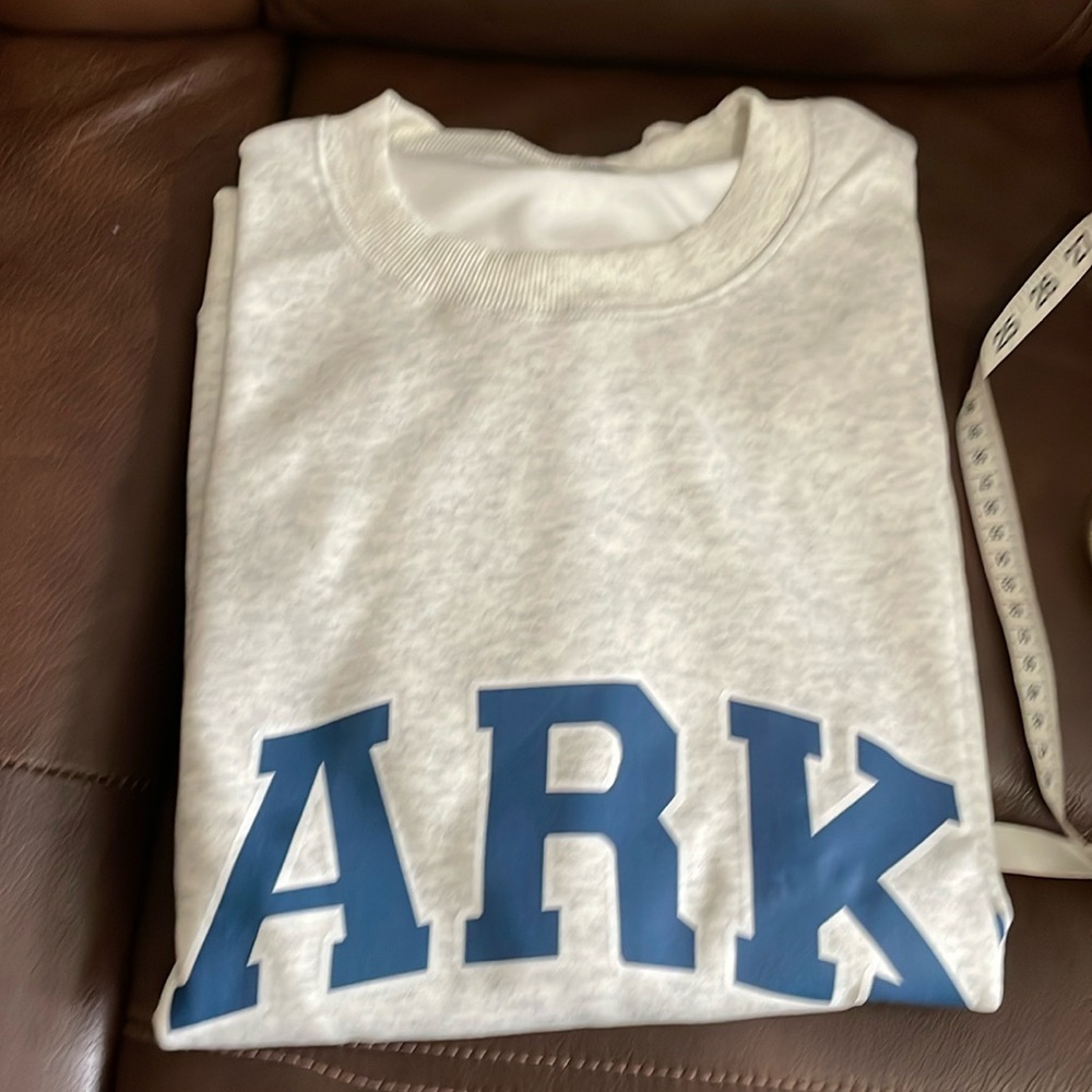 New unisex sweatshirt size large